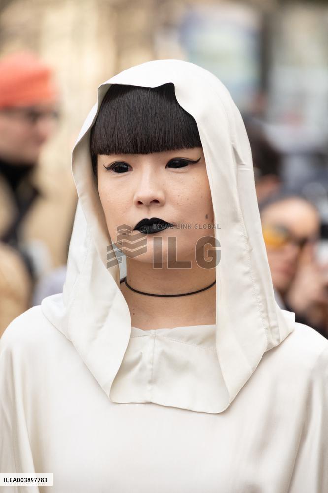 PFW - Rick Owens - Arrivals NB