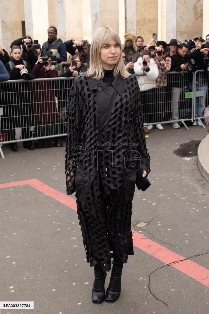 PFW - Rick Owens - Arrivals NB