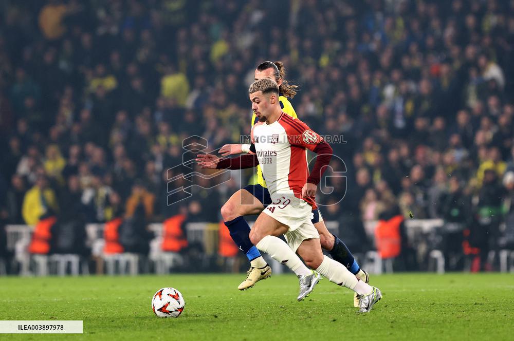 UEFA Europa League - Fenerbahce vs Olympique Lyonnais