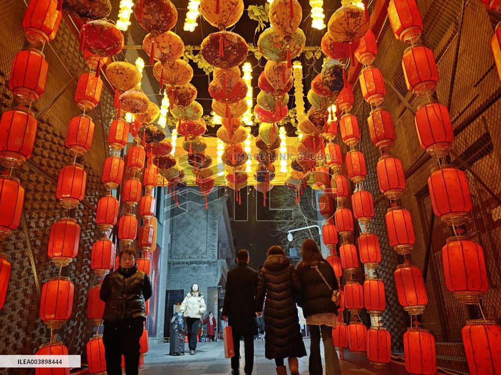 Qianmen Street Tour in Beijing