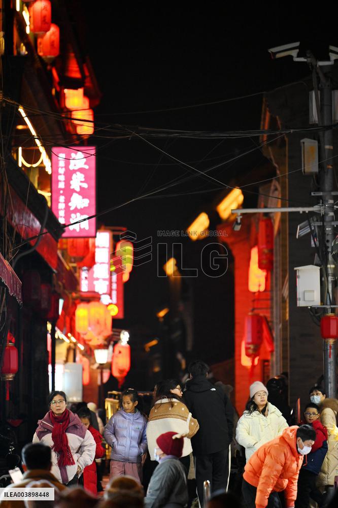 Qianmen Street Tour in Beijing
