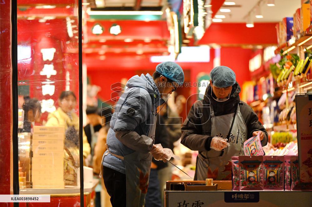 Qianmen Street Tour in Beijing