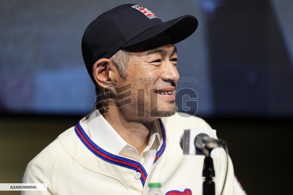 Baseball: Ichiro at press conference