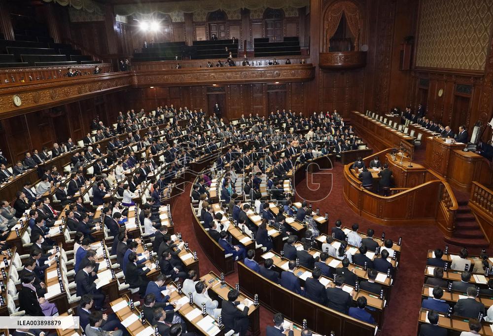 Japan's Diet convenes ordinary session