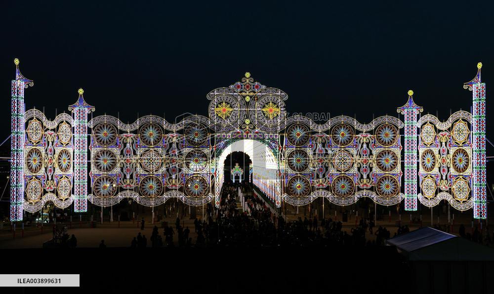 Illumination event in Kobe in memory of quake victims