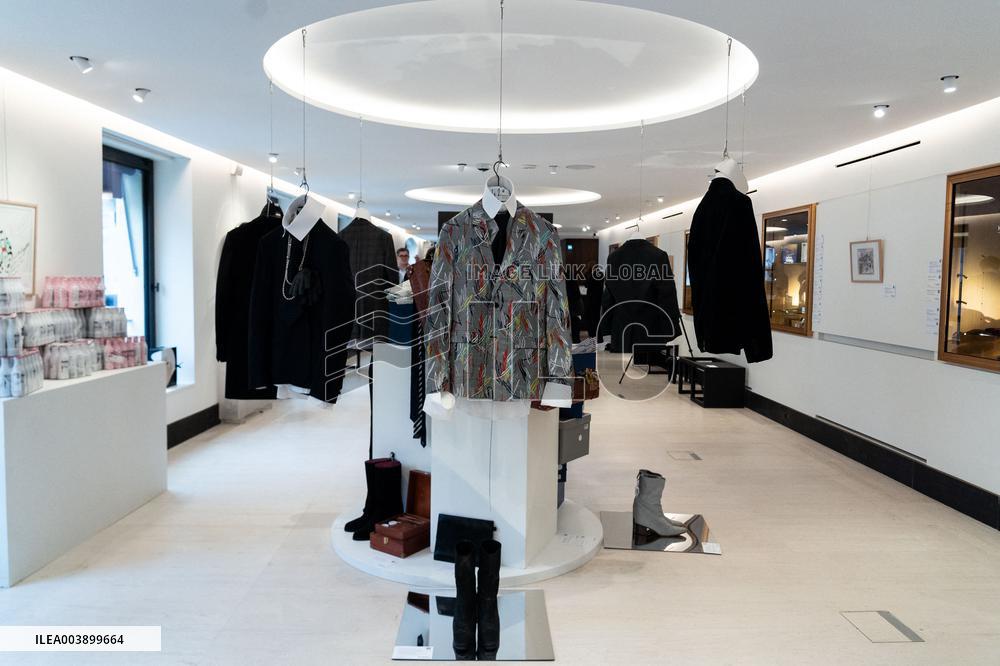 Auction of Karl Lagerfeld's Personal Collection - Paris