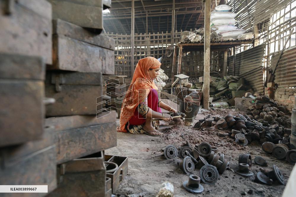 Unsafe Labor Practices Among Metal Workers - Bangladesh
