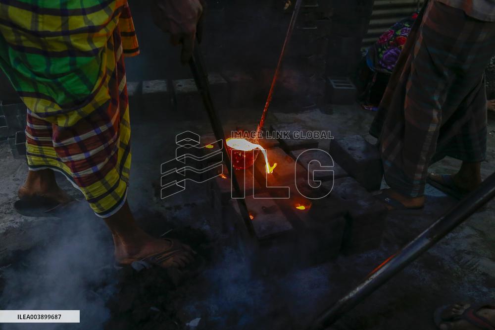 Unsafe Labor Practices Among Metal Workers - Bangladesh