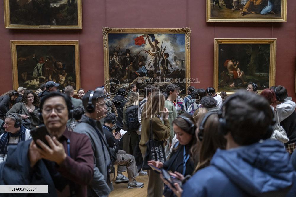 Illustrations Of Louvre Museum Atmosphere - Paris