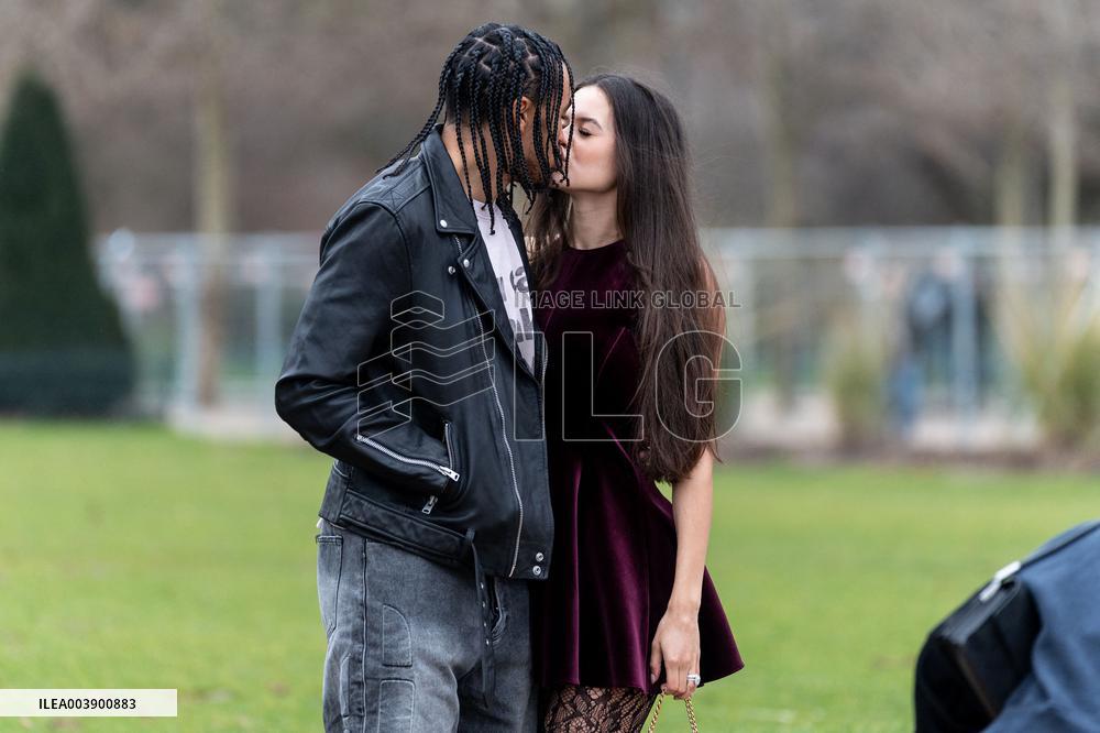 San Antonio Spurs Group Photo - Paris