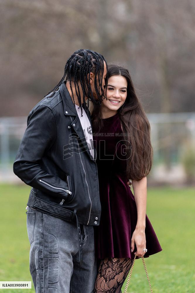 San Antonio Spurs Group Photo - Paris