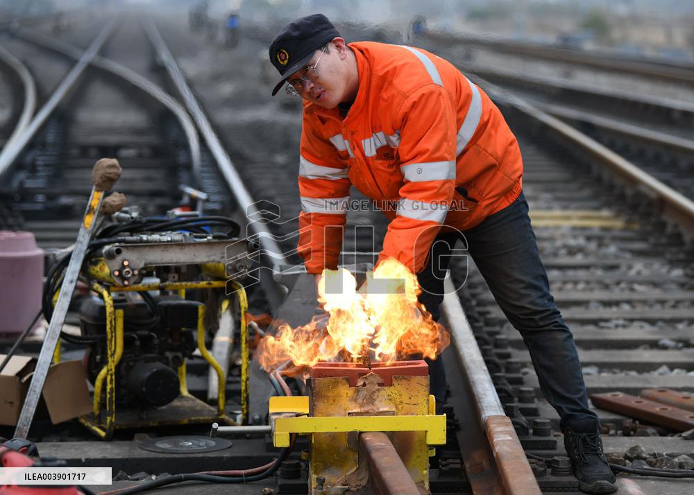 Spring Festival Travel Rush Train Safety Inspection