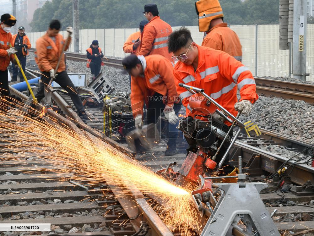 Spring Festival Travel Rush Train Safety Inspection