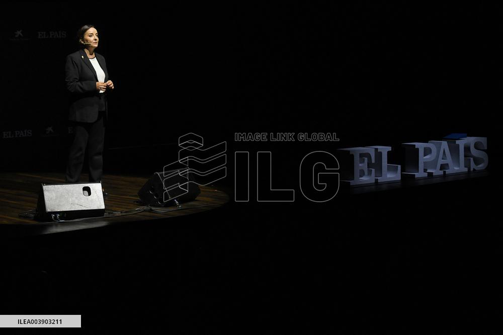 EL PAÍS celebrates 400,000 subscribers with a special event in CaixaForum