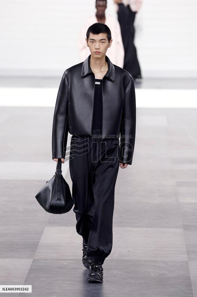 PFW - Dior Runway