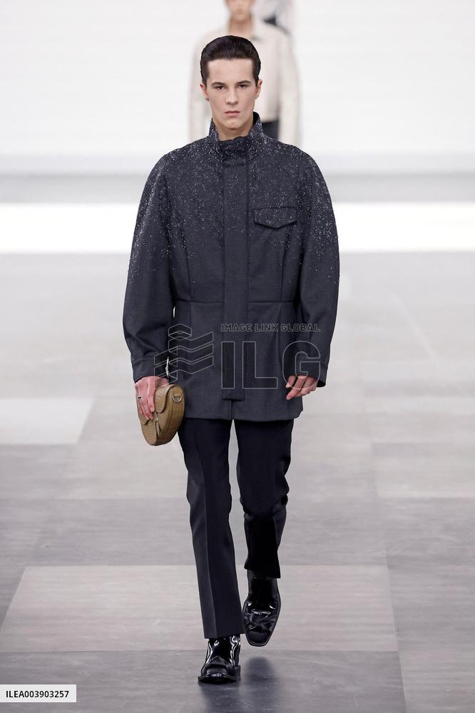 PFW - Dior Runway