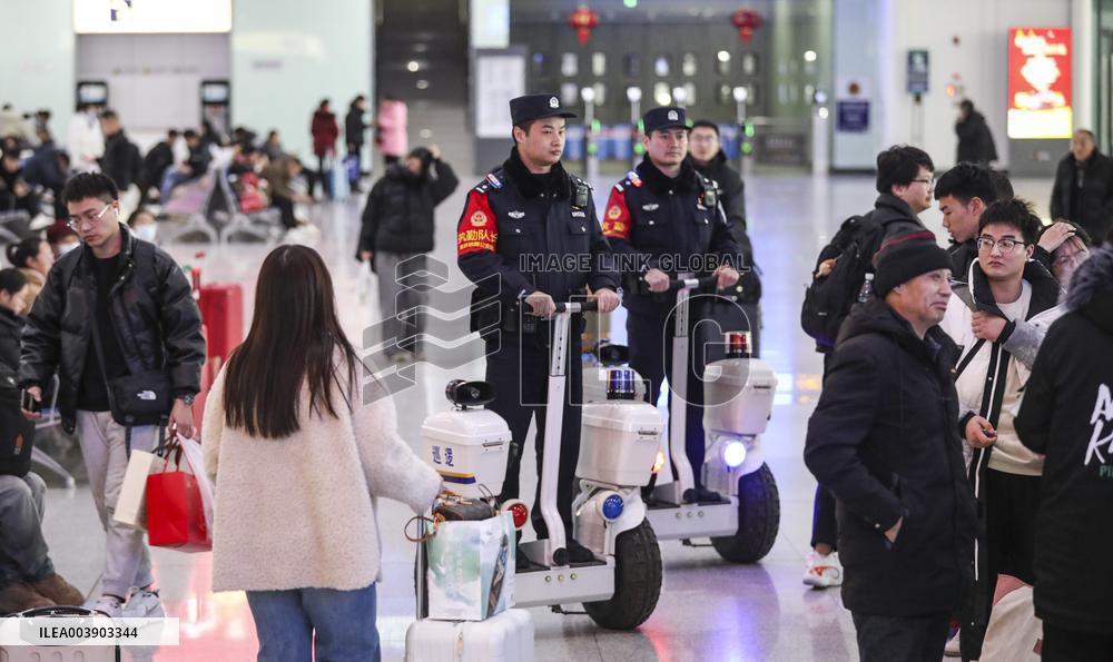 Spring Festival Holiday Return Peak in Huai'an