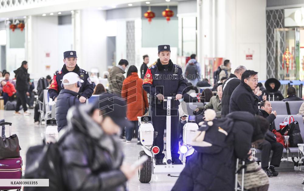 Spring Festival Holiday Return Peak in Huai'an