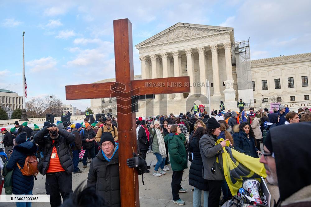 Anti-Abortion Protest - Washington
