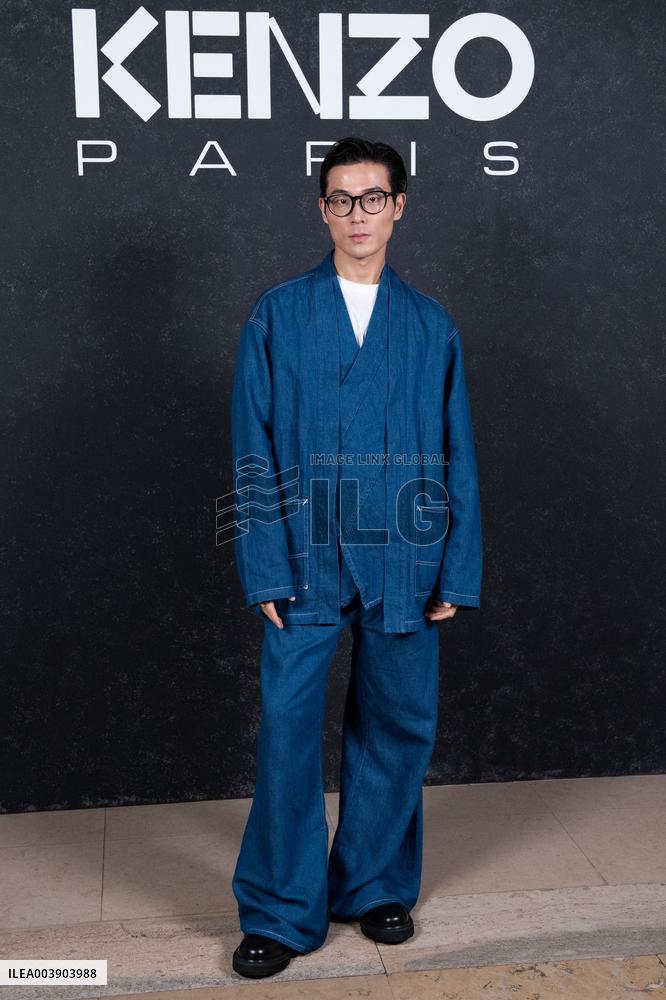 PFW Kenzo Photocall