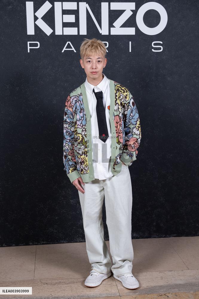 PFW Kenzo Photocall