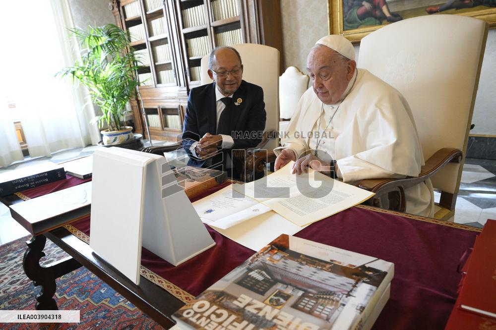 ITALY - POPE FRANCIS RECEIVES RECEIVES IN PRIVATE AUDIECE H.E.MR LESLIE VOLTAIRE AT THE VATICAN - 2025/01/25
