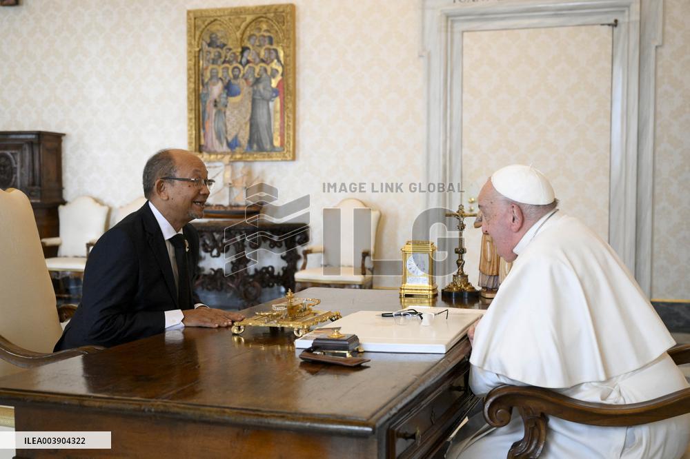 ITALY - POPE FRANCIS RECEIVES RECEIVES IN PRIVATE AUDIECE H.E.MR LESLIE VOLTAIRE AT THE VATICAN - 2025/01/25