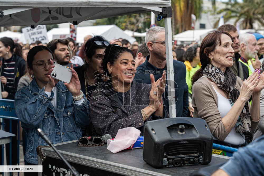 Israeli Supporters And Relatives Of Hostages Gather In Tel Aviv