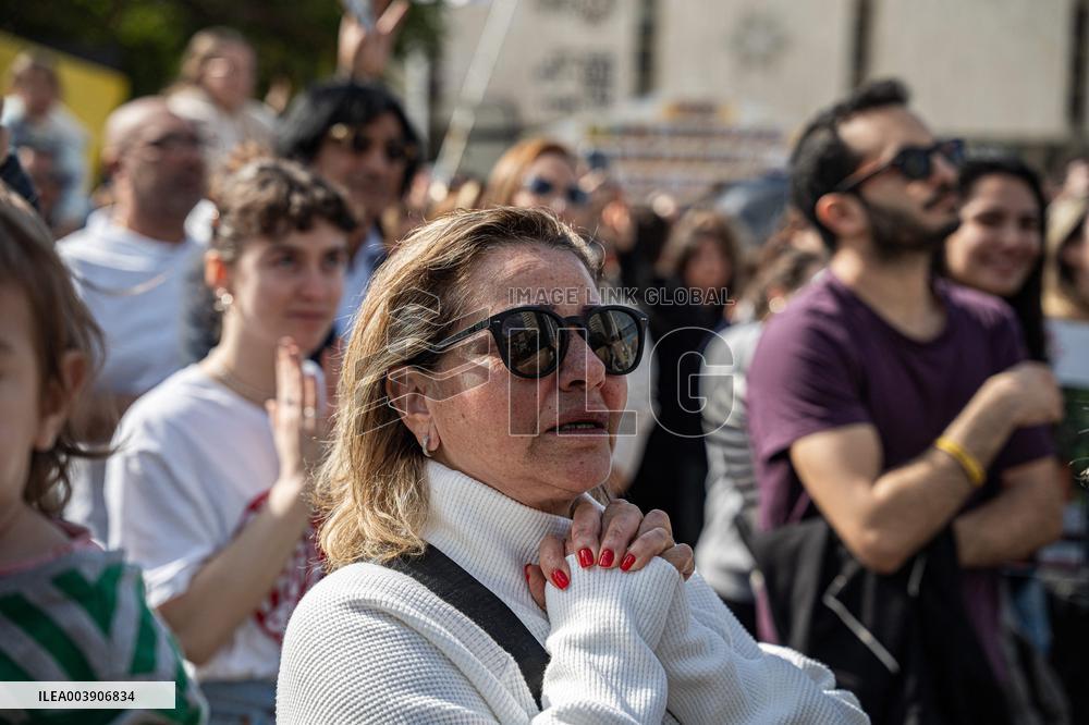 Israeli Supporters And Relatives Of Hostages Gather In Tel Aviv