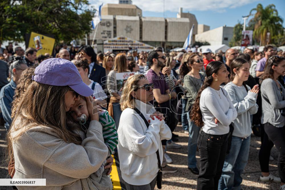 Israeli Supporters And Relatives Of Hostages Gather In Tel Aviv