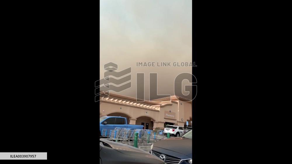 US: Hughes Fire Breaks Out Near Lake Castaic, Prompting Evacuation Of Thousands 7