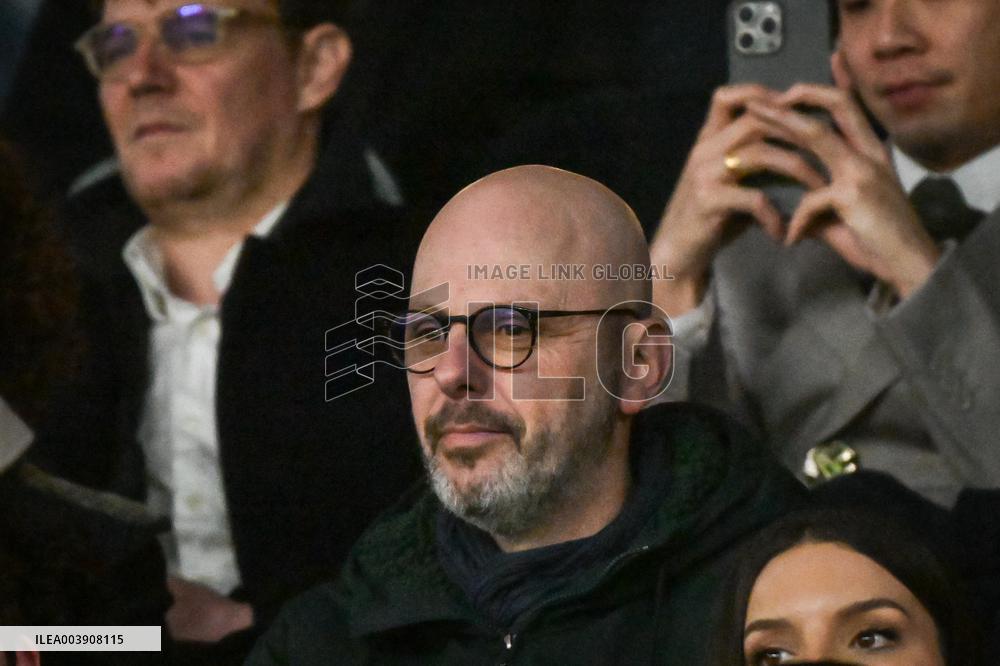 Ligue 1 PSG vs Stade de Reims - Celebrities - FA