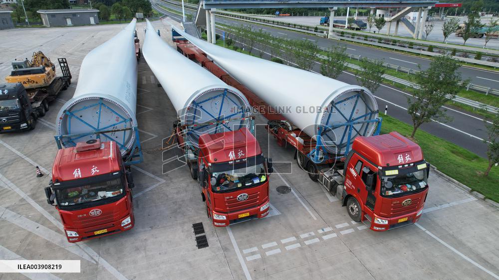 Wind And Solar Power Generation in China