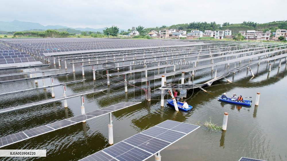 Wind And Solar Power Generation in China
