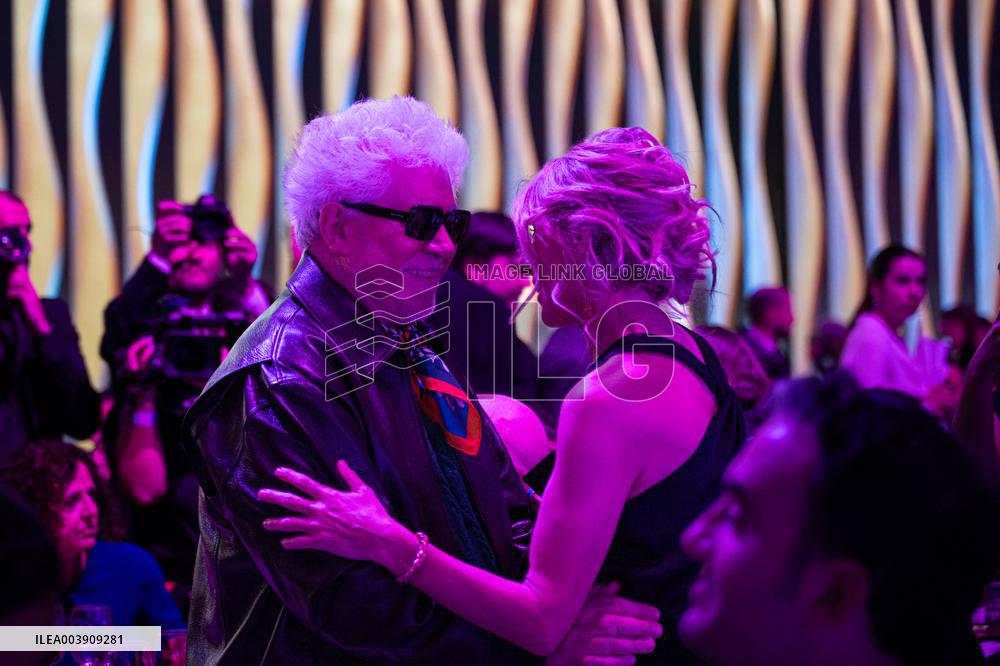 Pedro Almodovar Wins Feroz Award - Spain