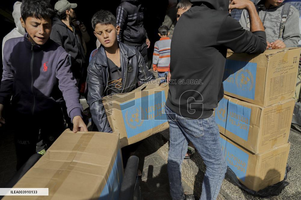 Distribution Of Humanitarian Aid In Gaza