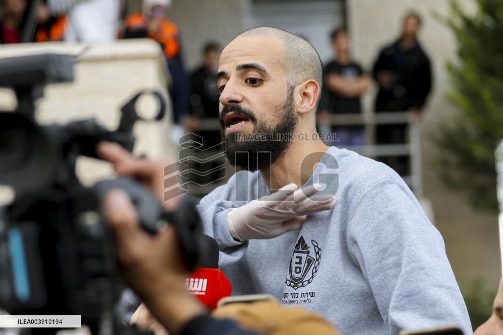 Second Batch Of Palestinian Prisoners Arrive In Ramallah