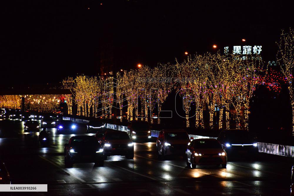 Spring Festival Atmosphere in Beijing