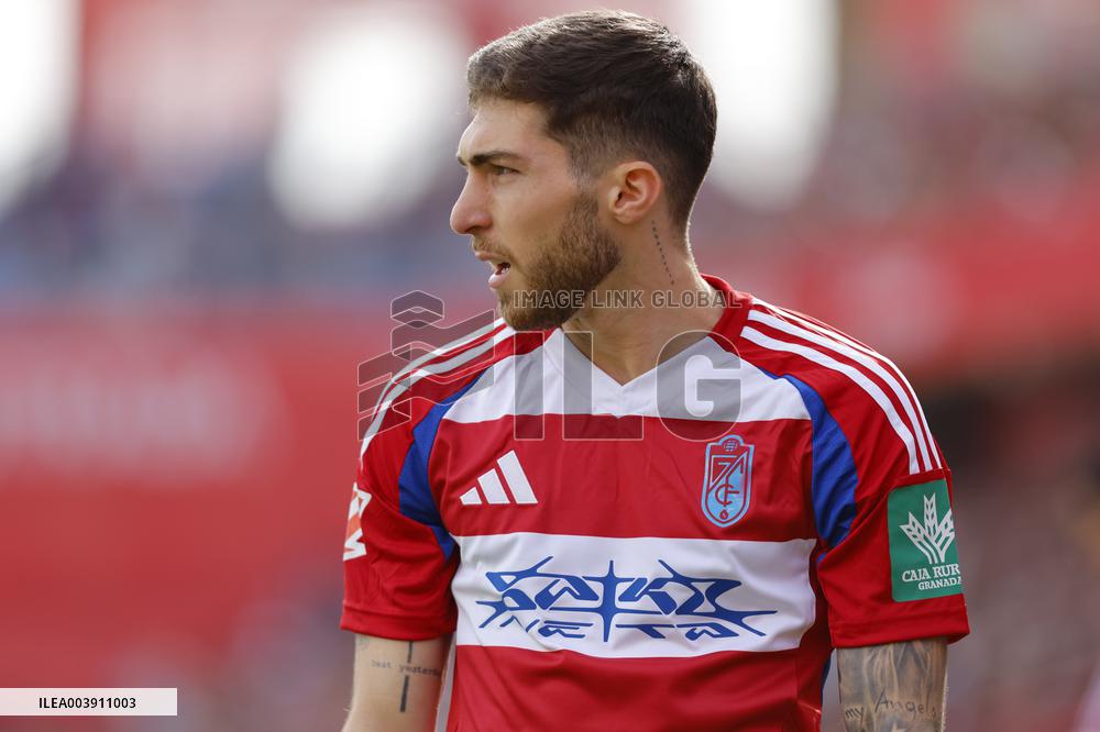 Granada CF vs Sporting de Gijon - LaLiga Hypermotion