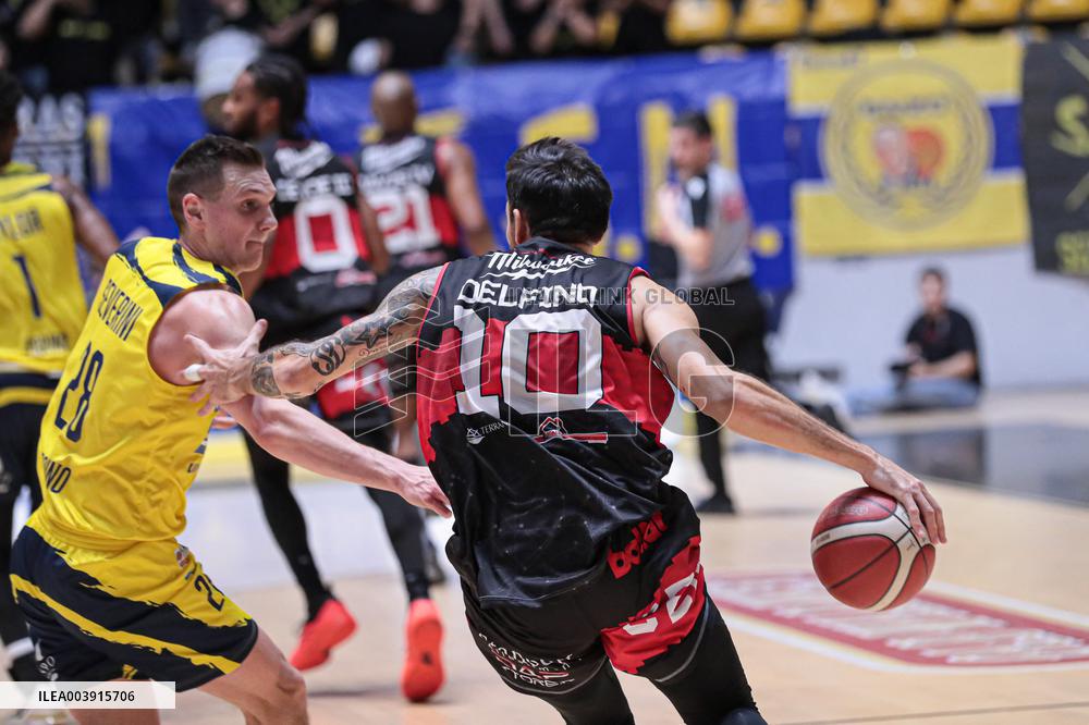 BASKET - Serie A2 - Reale Mutua Basket Torino vs Sella Cento