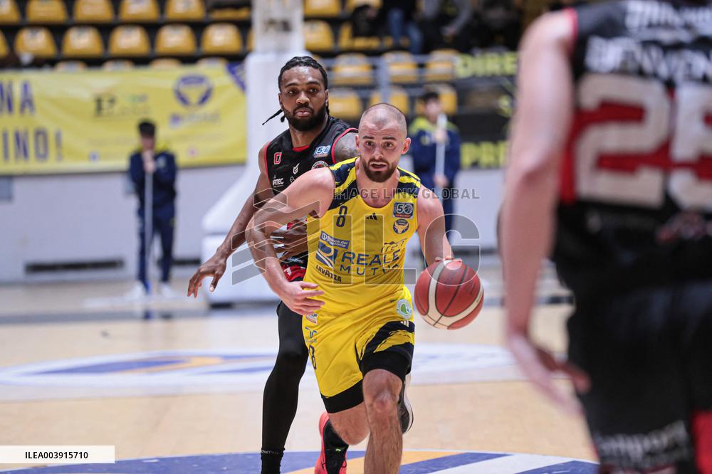 BASKET - Serie A2 - Reale Mutua Basket Torino vs Sella Cento