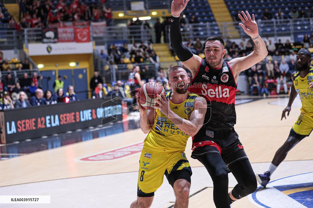 BASKET - Serie A2 - Reale Mutua Basket Torino vs Sella Cento