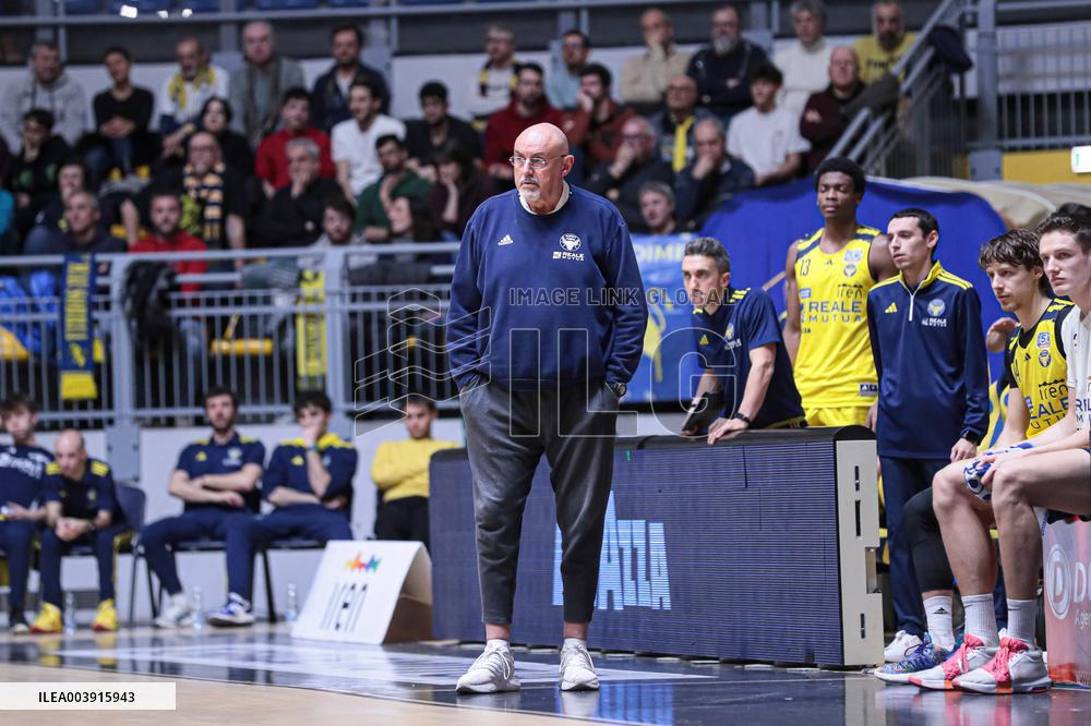 BASKET - Serie A2 - Reale Mutua Basket Torino vs Sella Cento