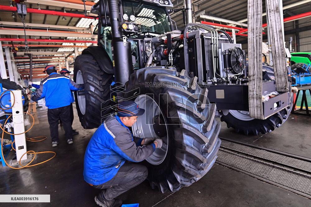 A Ample Power Tactor Manufacturing Company in Qingzhou