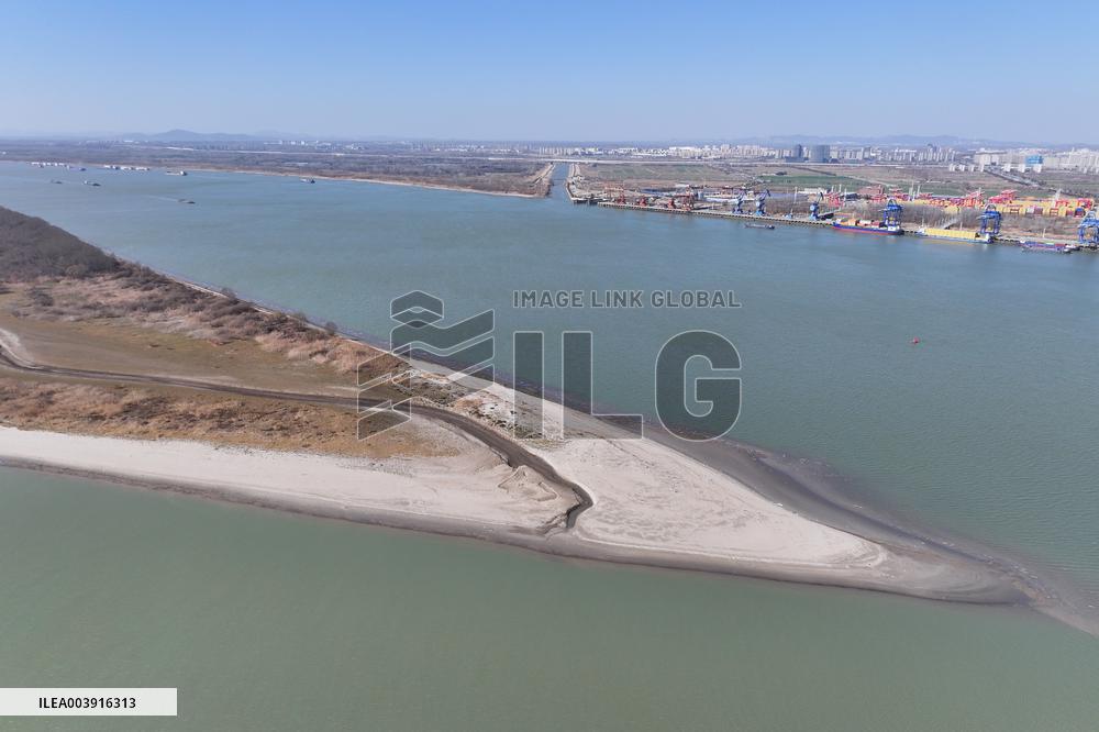 Yangtze River Water Level Drop