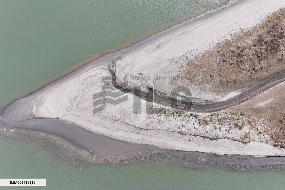 Yangtze River Water Level Drop