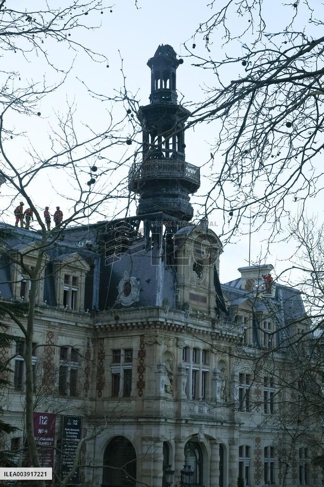 Fire at Paris 12th Arrondissement Town Hall