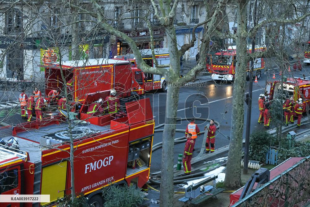 Fire at Paris 12th Arrondissement Town Hall