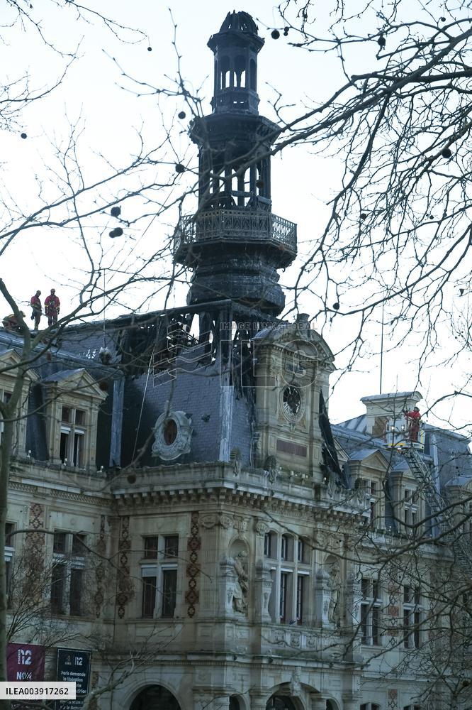 Fire at Paris 12th Arrondissement Town Hall