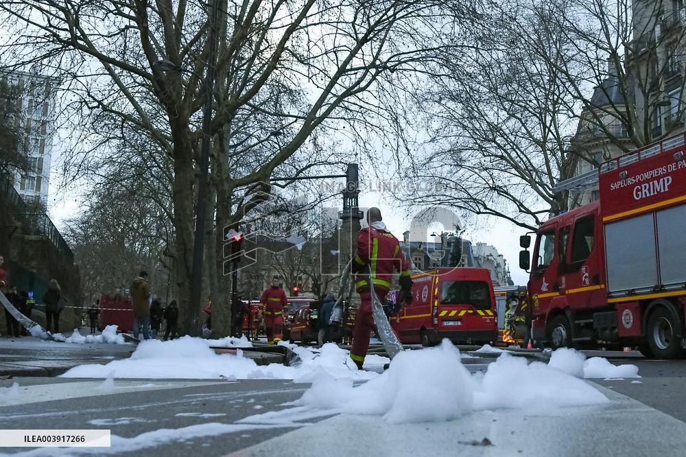 Fire at Paris 12th Arrondissement Town Hall